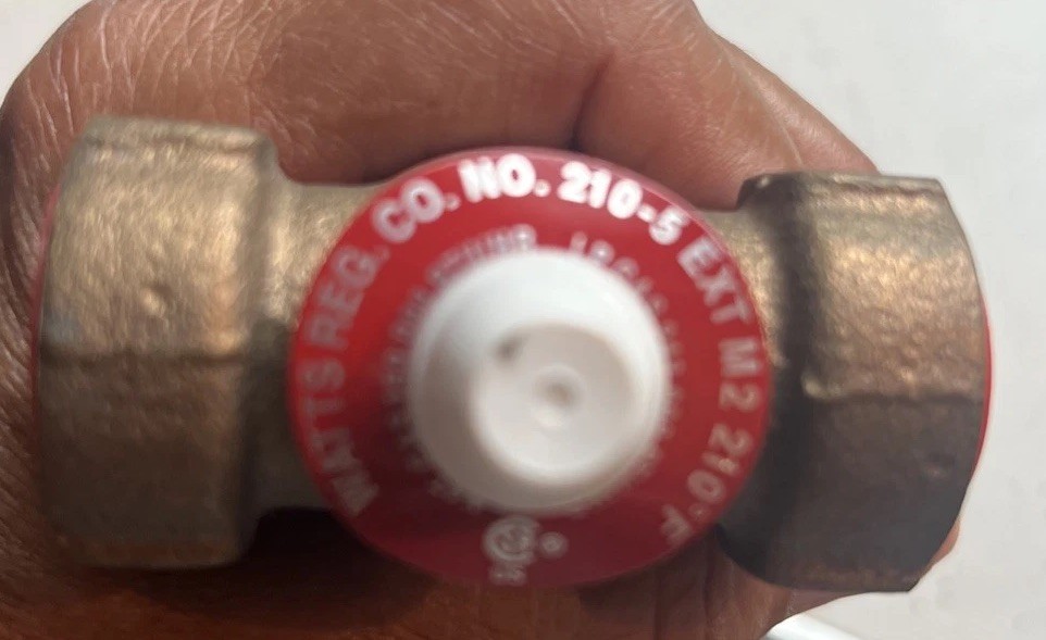Valve Regulater Valve Watts Reg Co. 210-5 Ext M2 210F New