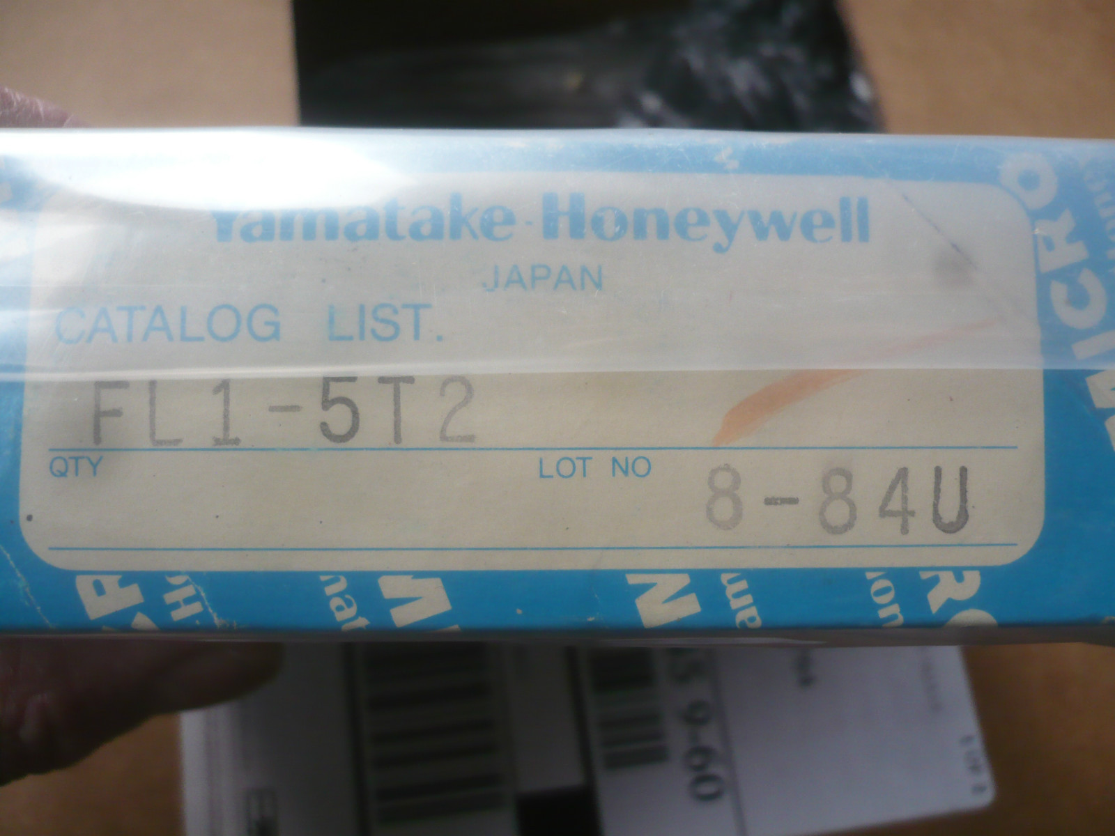 New Yamatake Honeywell FL1-5T2 Micro Switch