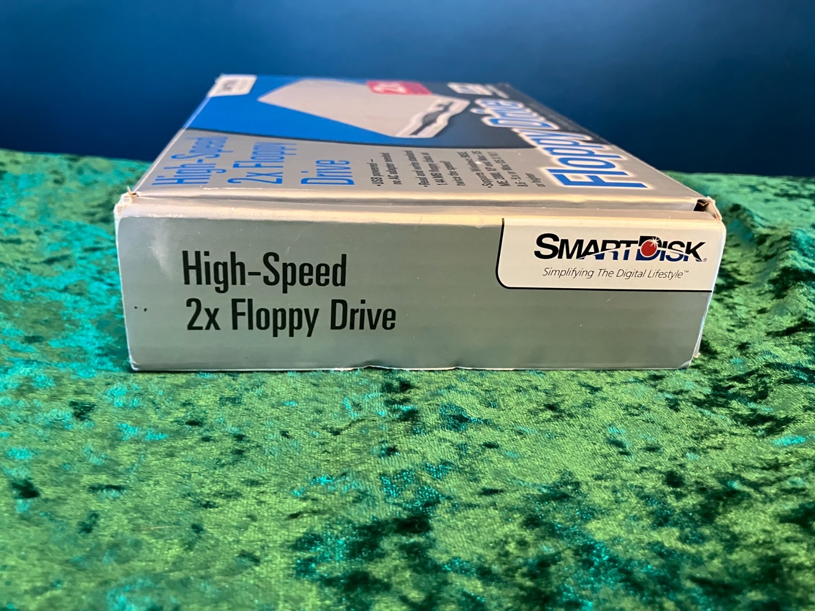 SmartDisk External Floppy Drive -- High-Speed 2x -- 1.44MG -- New in Box