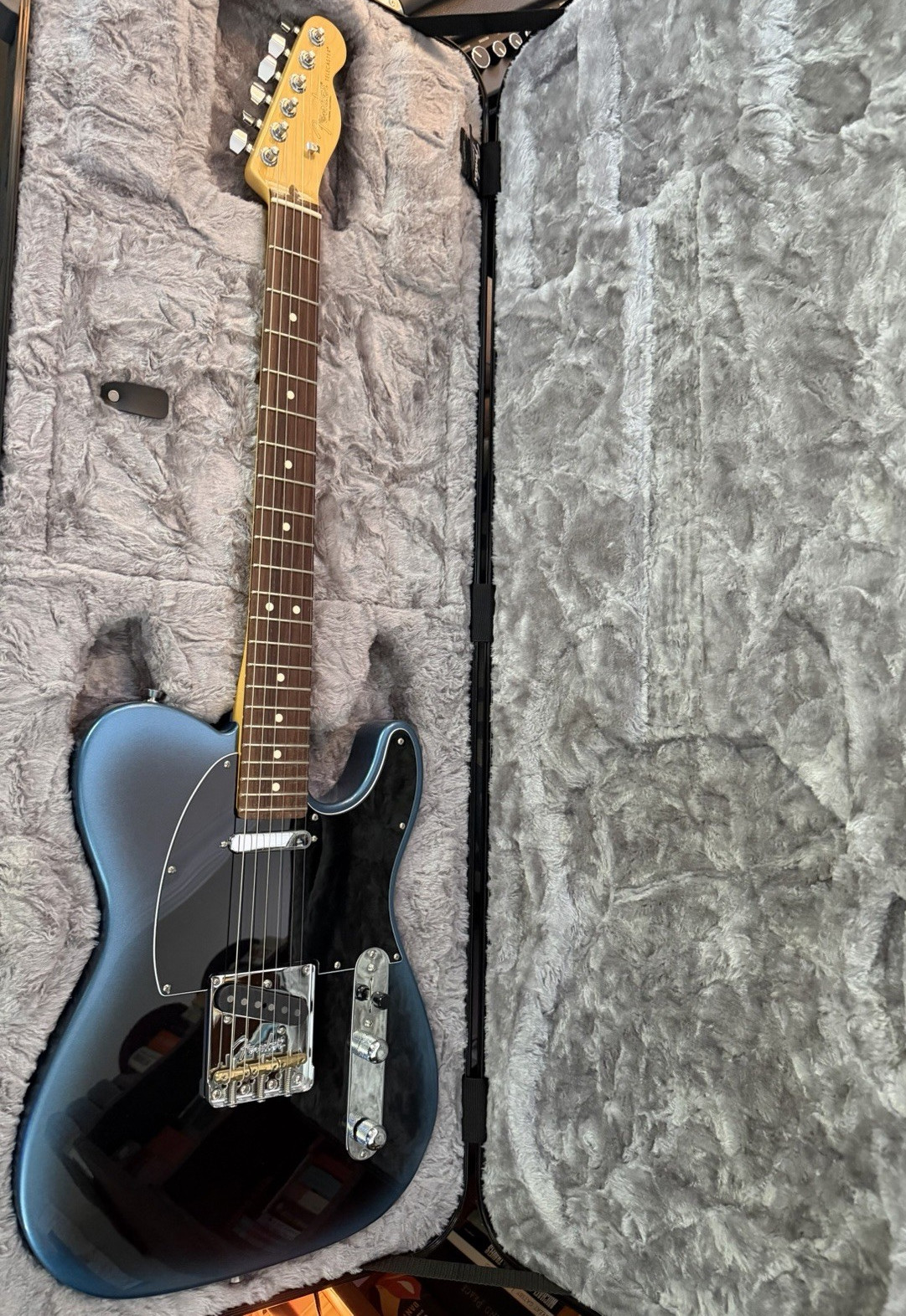 Fender American Pro II Telecaster Dark Night Rosewood w/Deluxe Hard Case
