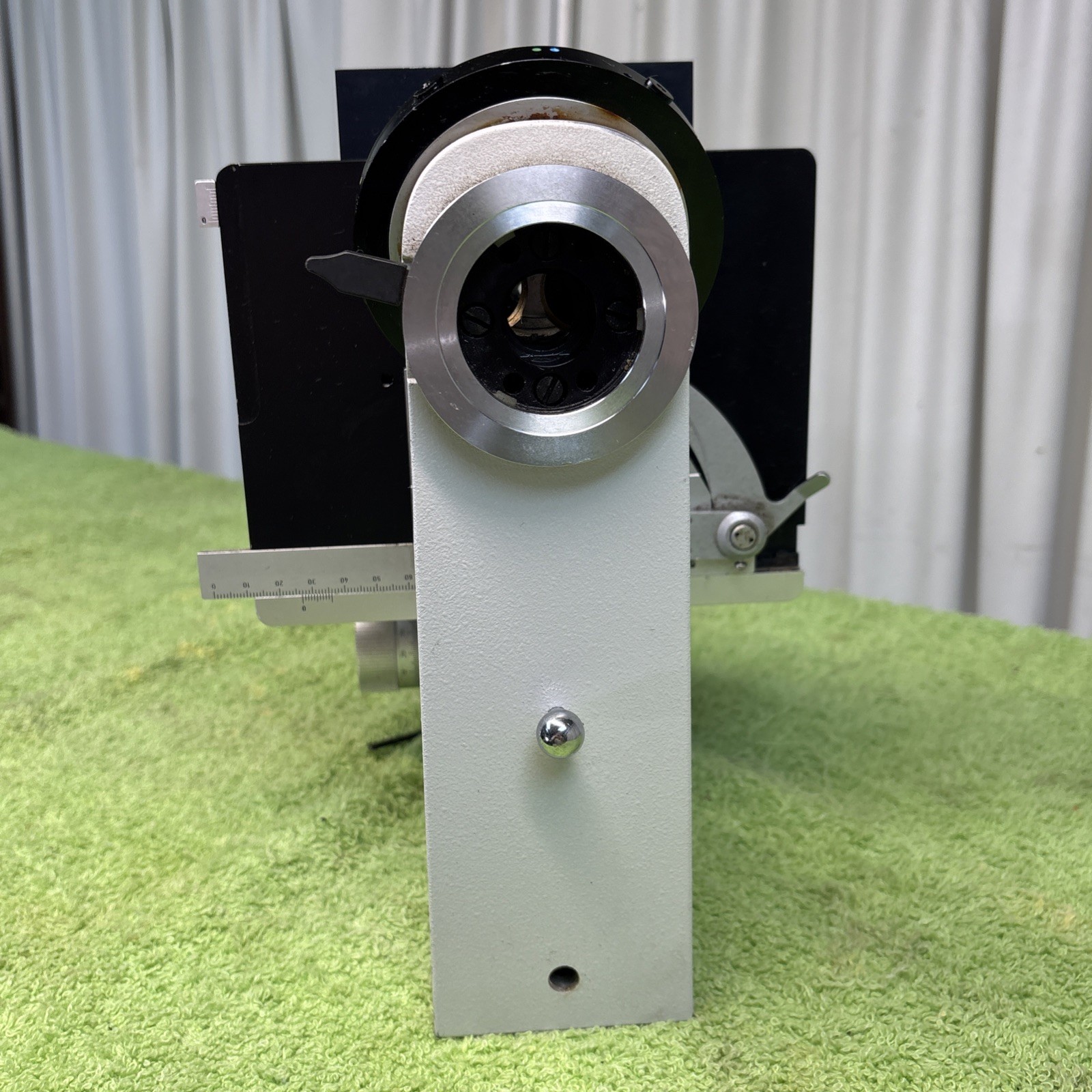 Ernst Leitz Wetzlar Microscope fluorescence? stage rotating mirrored condenser?