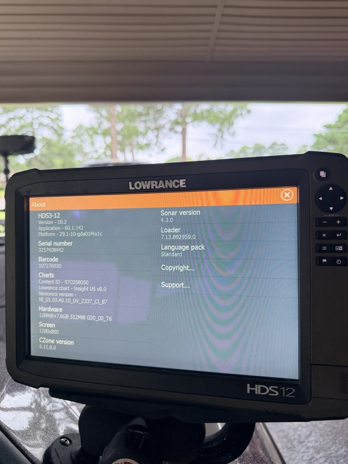 Lowrance HDS 12 Gen 3 GPS/touch screen / chart plotter/Fishfinder Touch