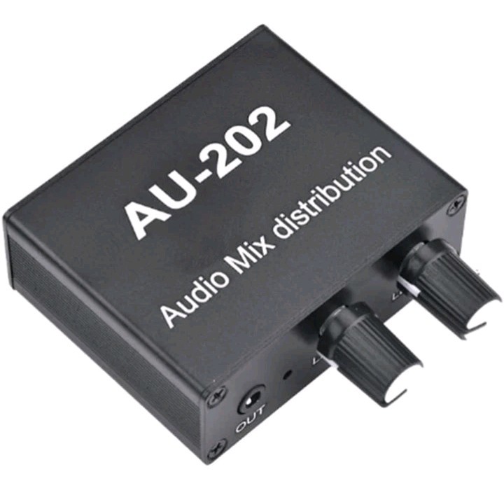 AU-202 2 Input 2 Output Stereo Mixer Audio Distributor for Headphone External