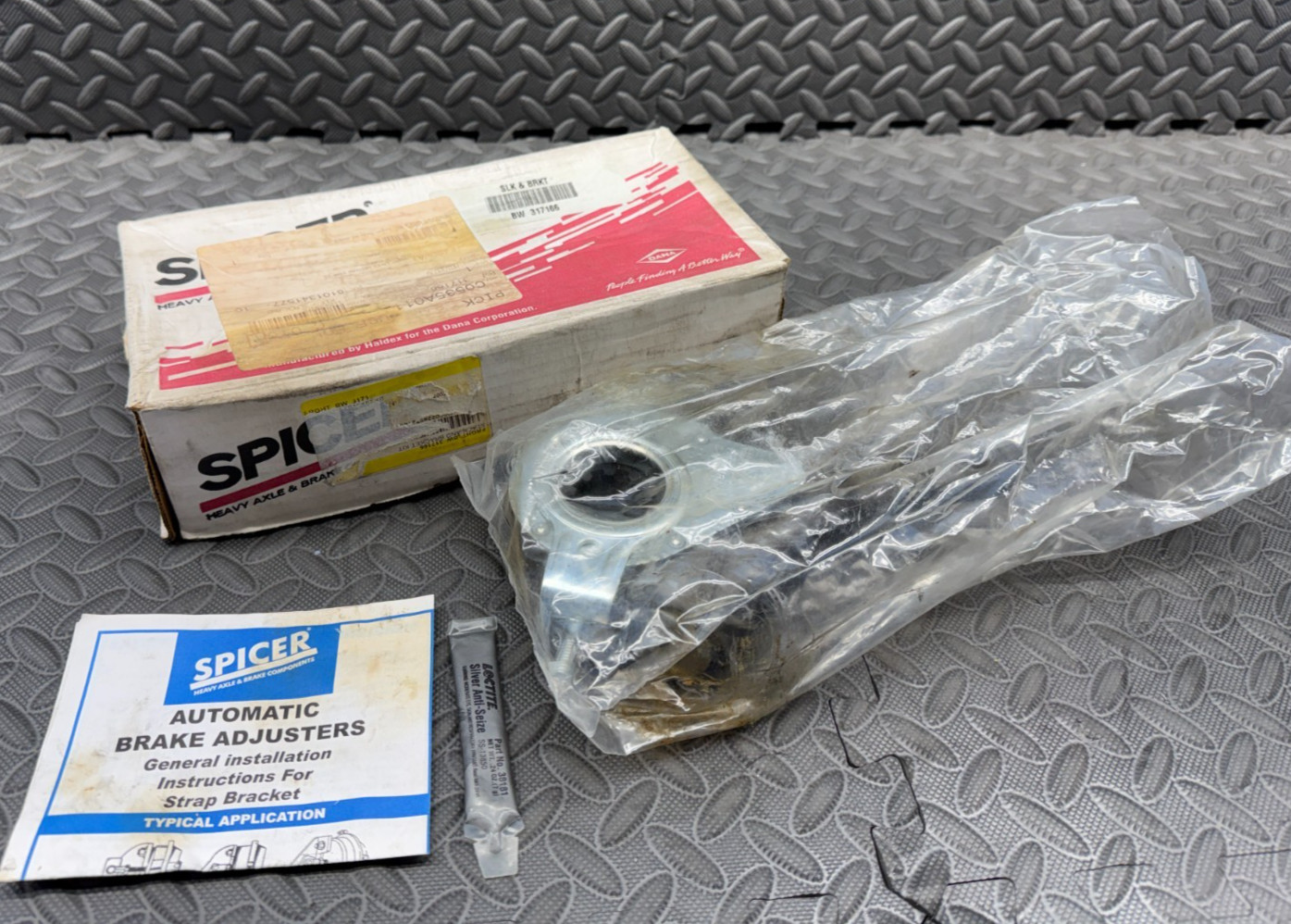 Spicer 317166 10-Spline 1.5" Camshaft Automatic Air Brake Slack Adjuster