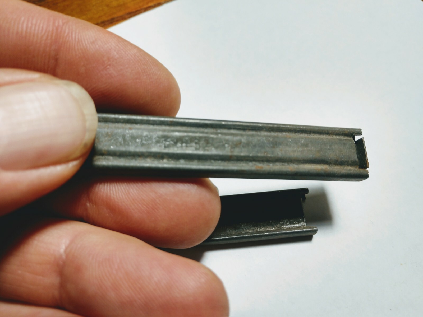 Q 2 8 round Czechoslovakia Czech STRIPPER CLIPS bxn 52