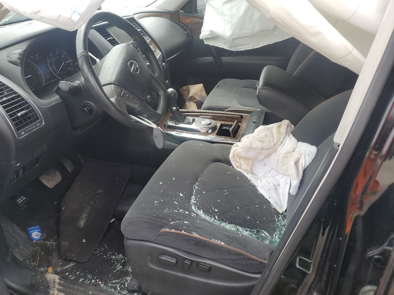 ARMADA 2018 Glove Box 4956769