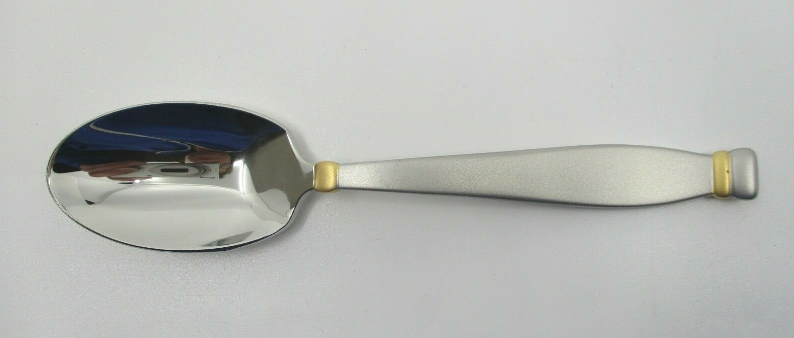ONEIDA STAINLESS SATIN GOLDEN KENSINGTON TEASPOON - 6" - 01I