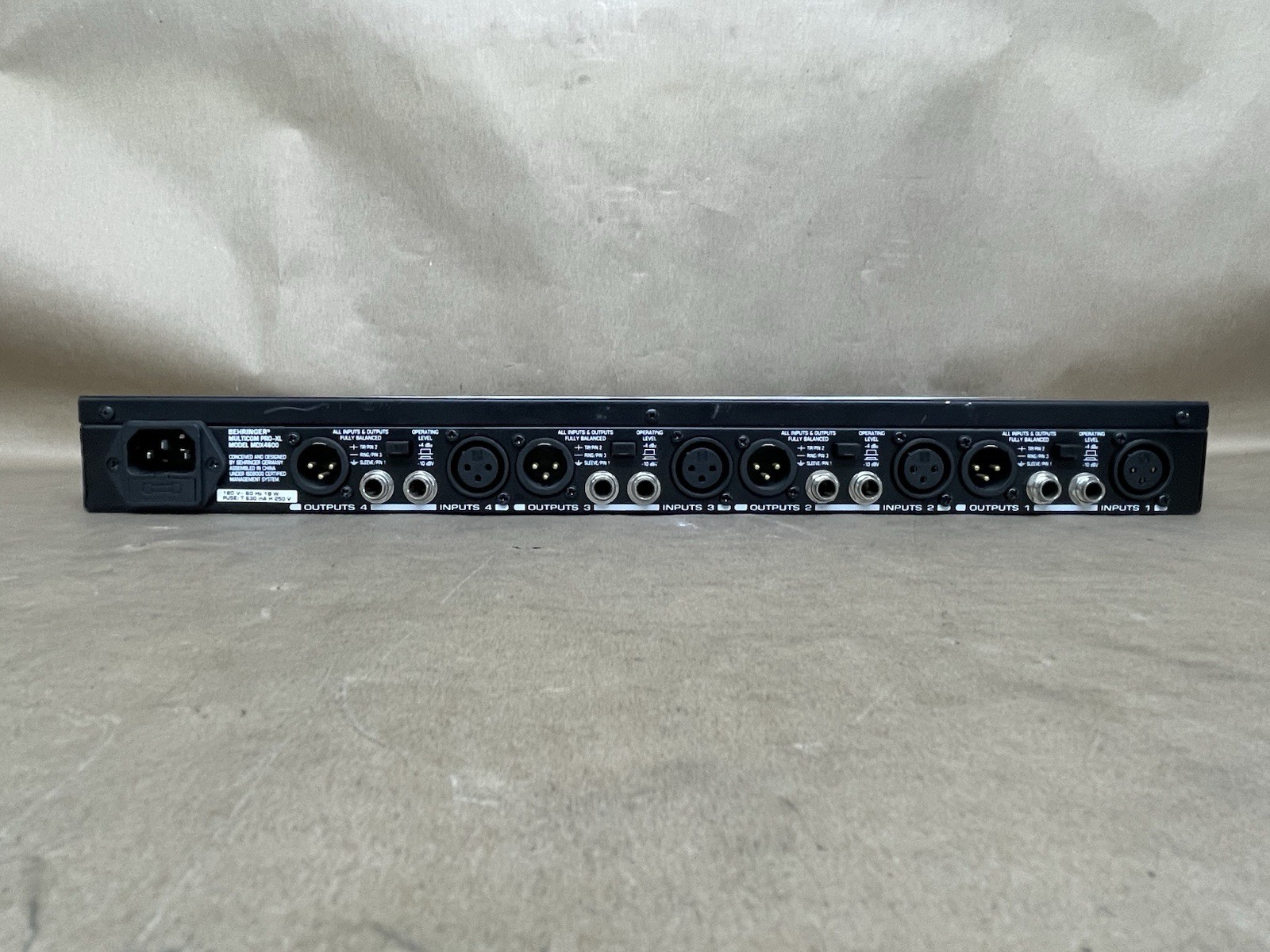 Behringer Multicom Pro-XL MDX4600 4 Channel Audio Interactive Dynamics Processor