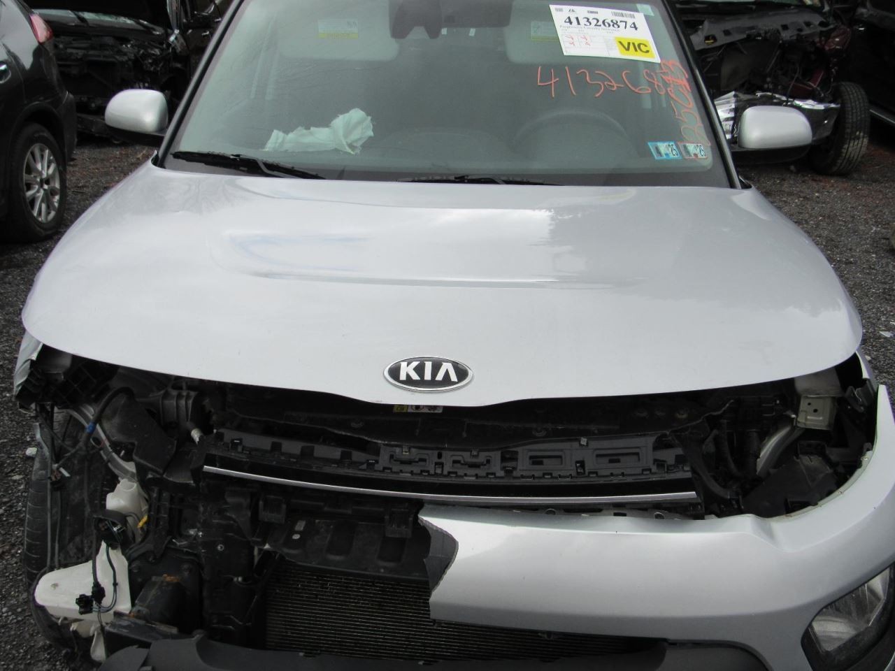 SOUL 2020 Glove Box 1032695