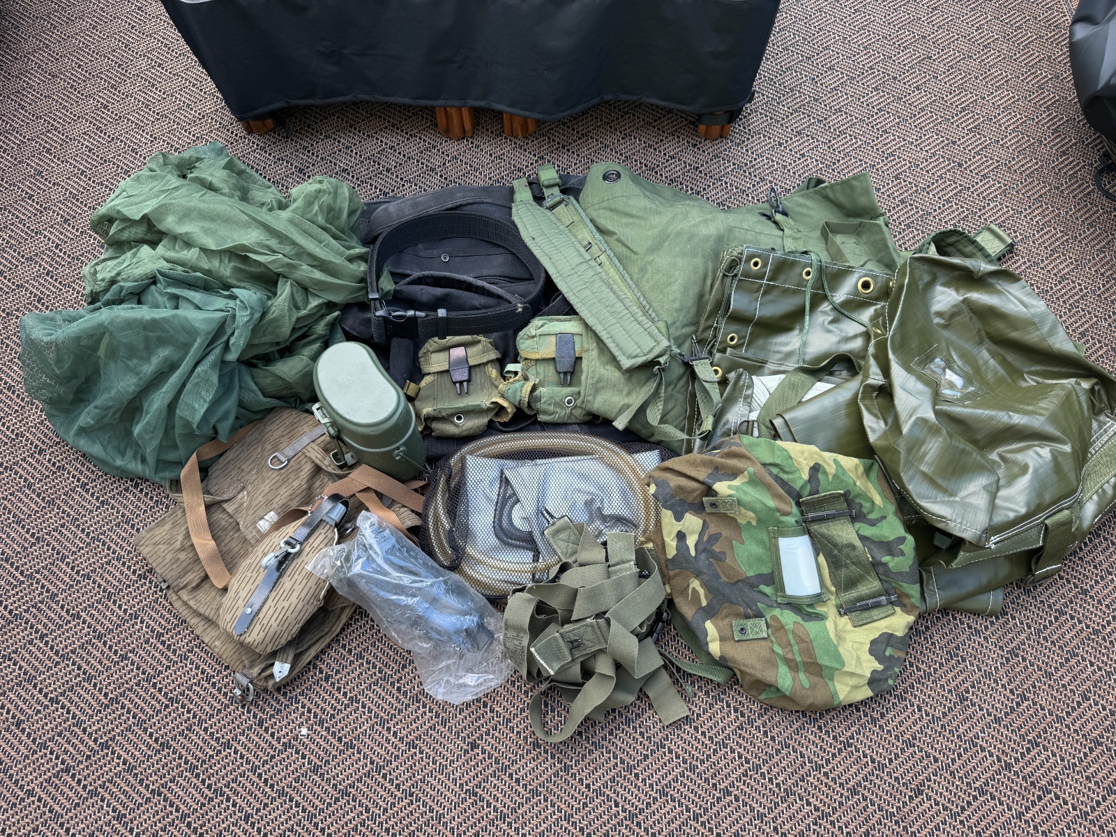 Lot of Military Camo Field Gear: Rucksacks, Duffels, Shower, Canteens, Netting +