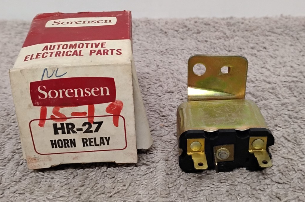 NOS (New Old Stock) SORENSEN HR-27 Horn Relay. (00)