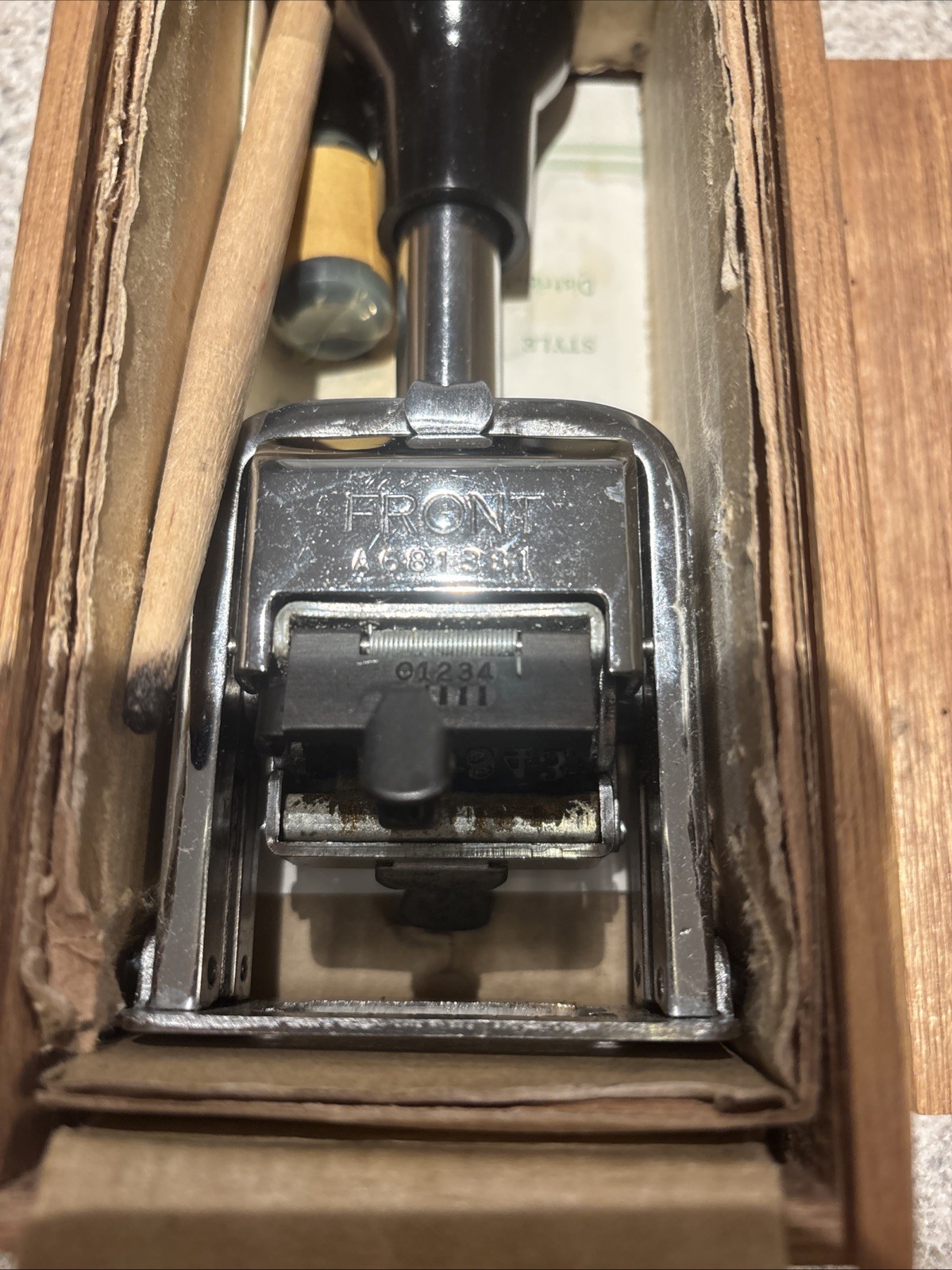 VINTAGE! Globe Automatic Numbering Machine Model 10 Style C 6-Wheel 5-Action Box