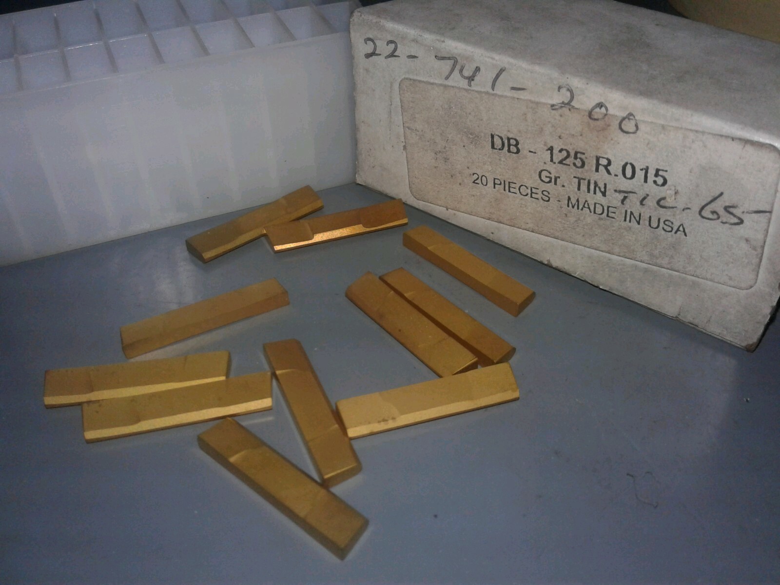 11 PC.  DB - 125 R.015  Gr. TIN