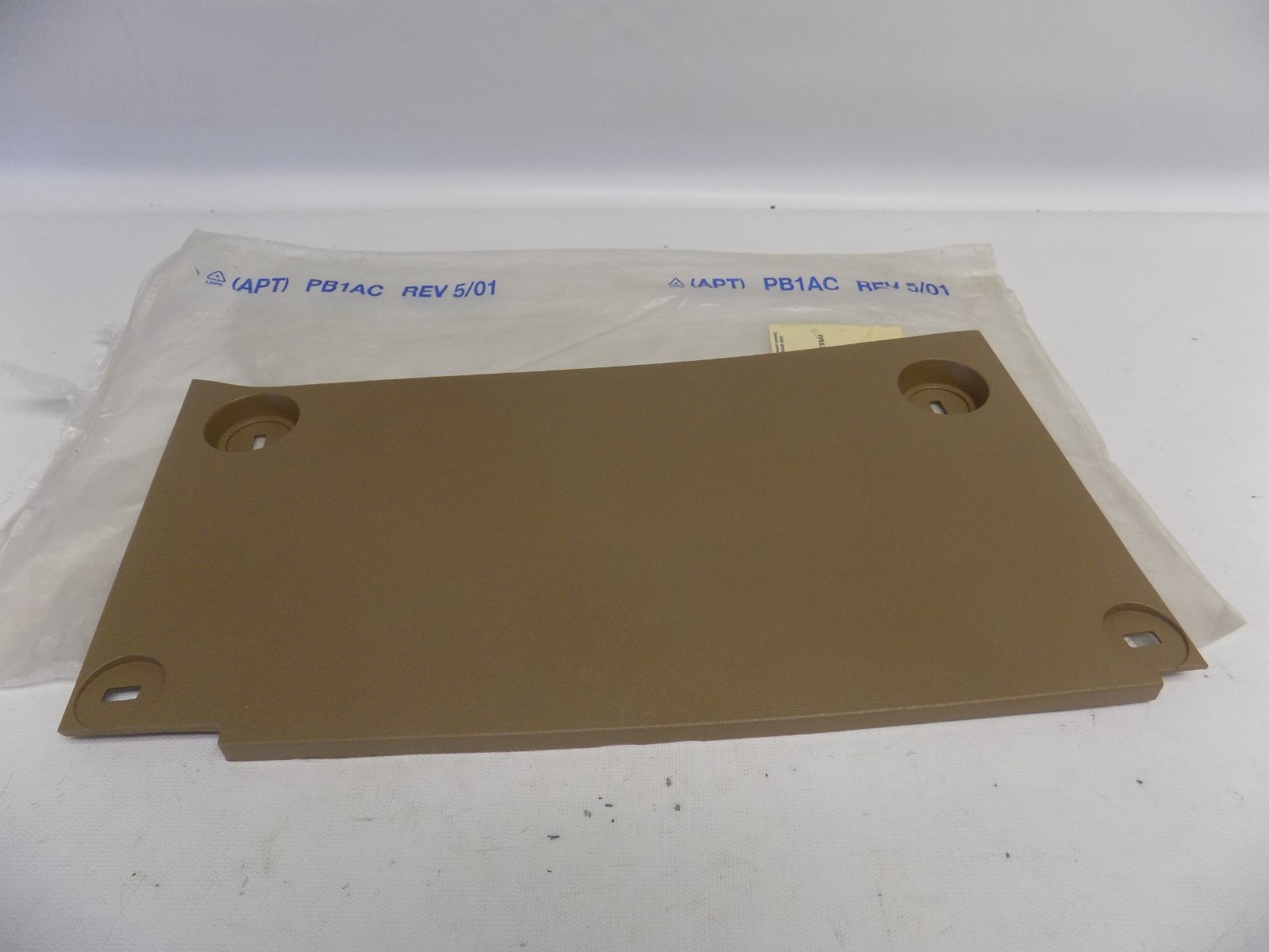 New OEM 1987-1991 Ford Bronco Lower Dash Fuse Panel Trim Cover Moulding