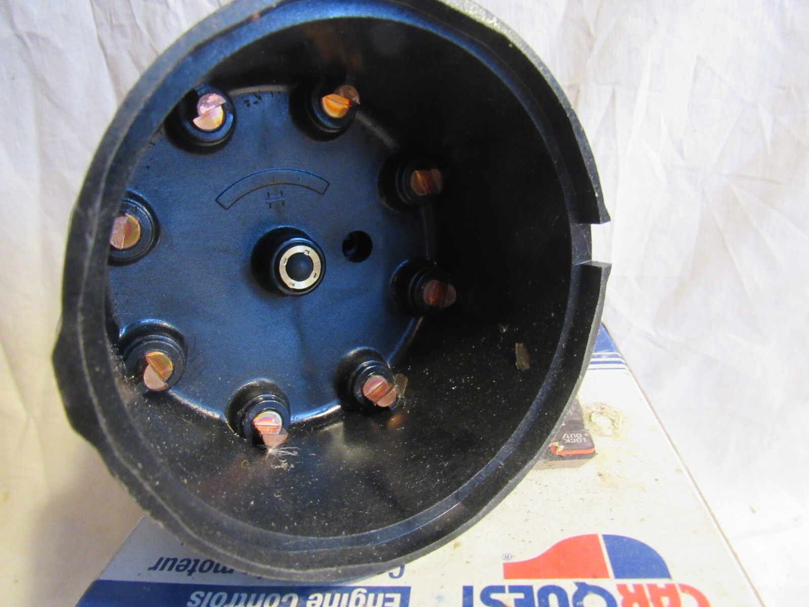 NOS NEW CARQUEST DISTRIBUTOR CAP Part# 51-1535