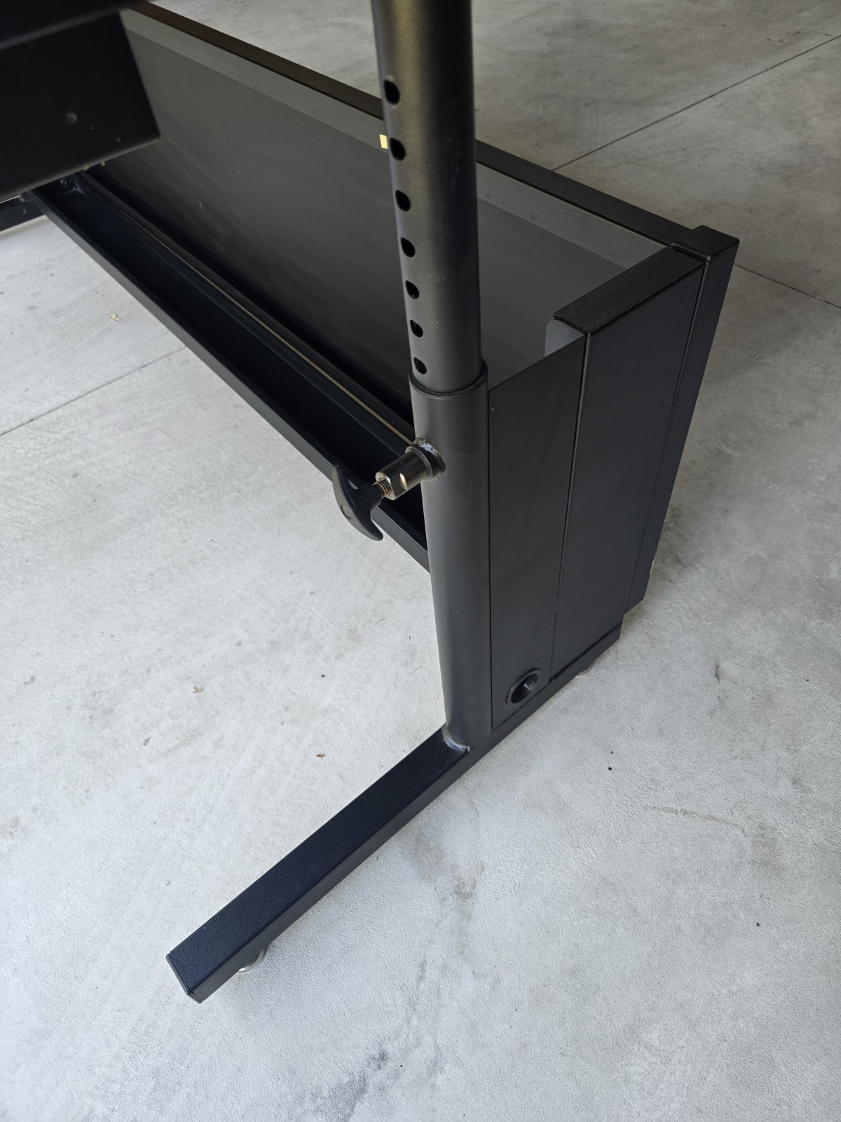 VersaTables Revolution Height Adjustable Computer Classroom Desk Table Lab