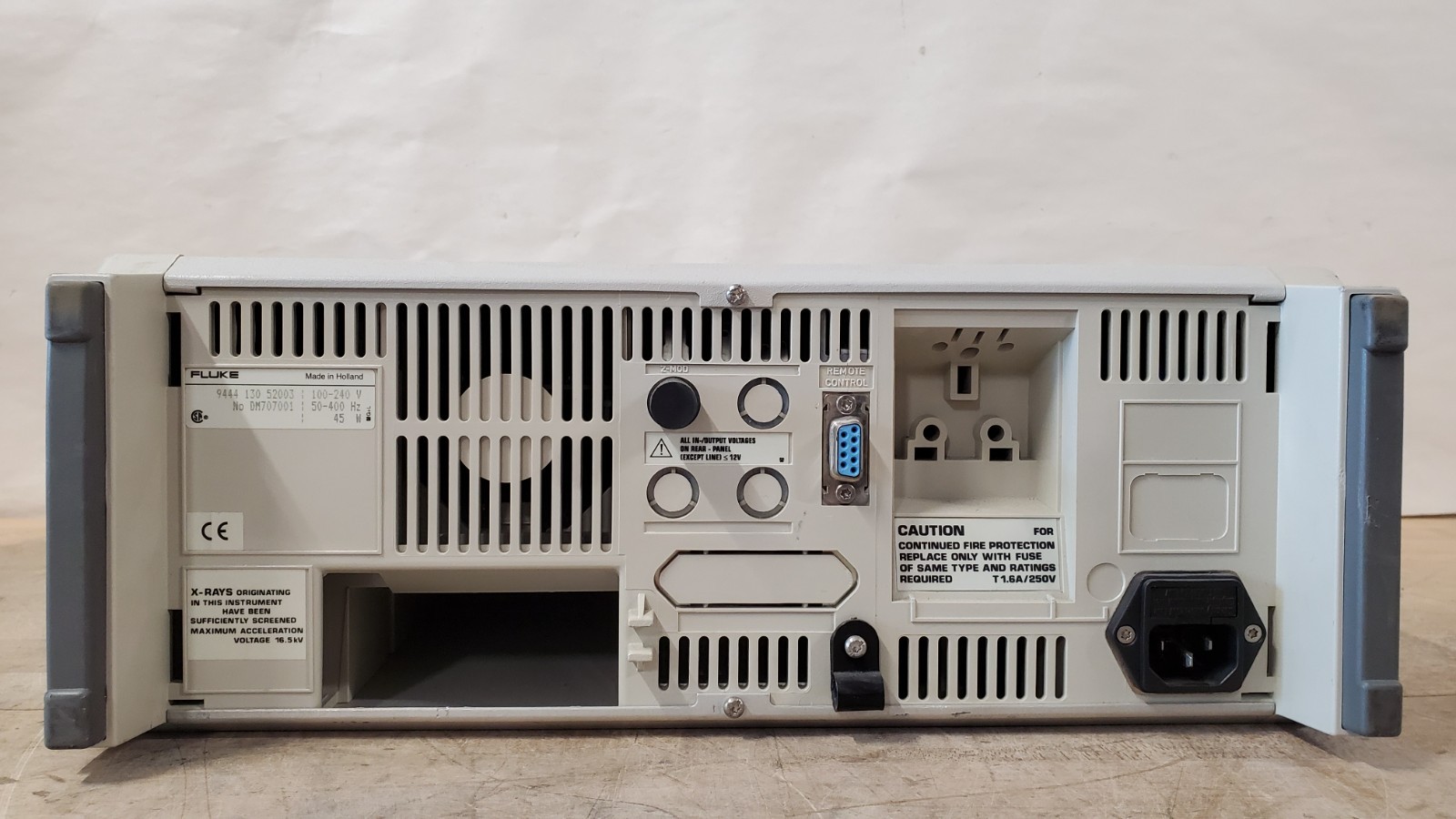 PHILIPS / FLUKE PM 3052 OSCILLOSCOPE - WORKS, READ
