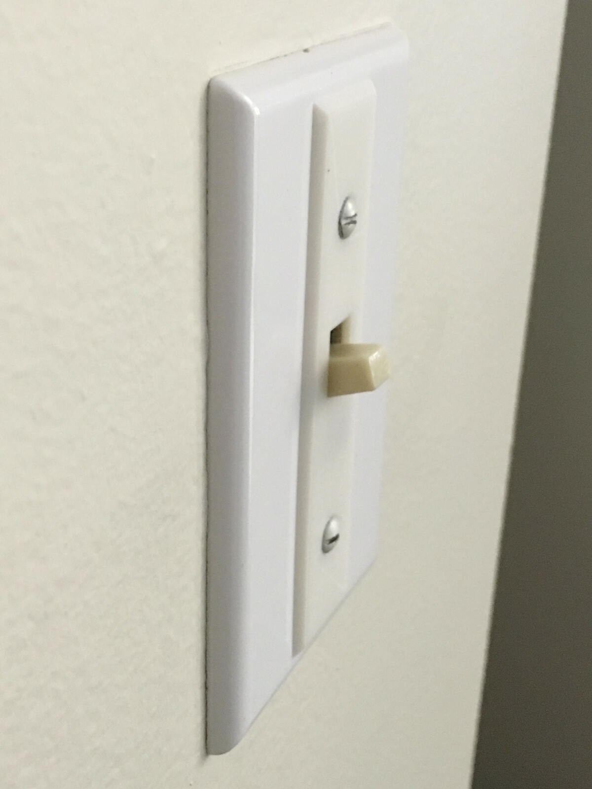 Hue Lightswitch lock lockout guard light switch locker safety wall child proof