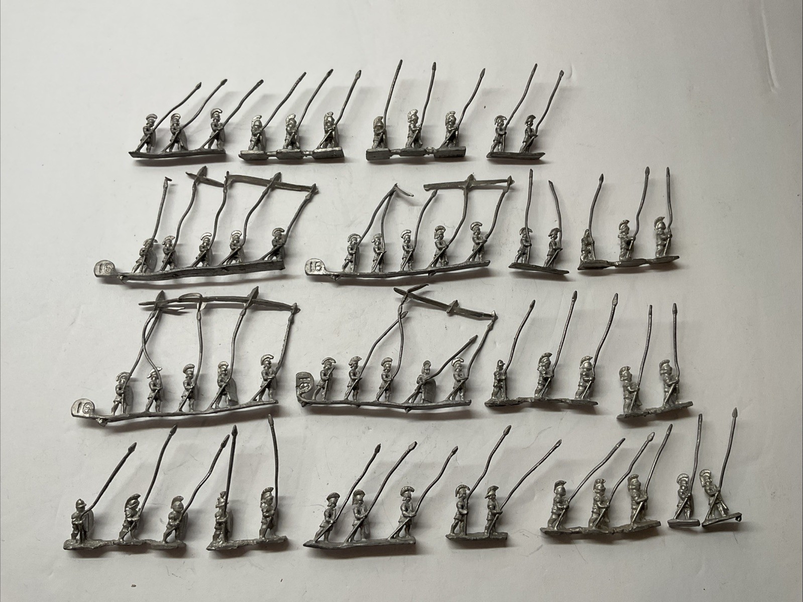 (55) Minifigs Shield And Spear Infantry Soldier 10mm Macedonian Metal Miniatures