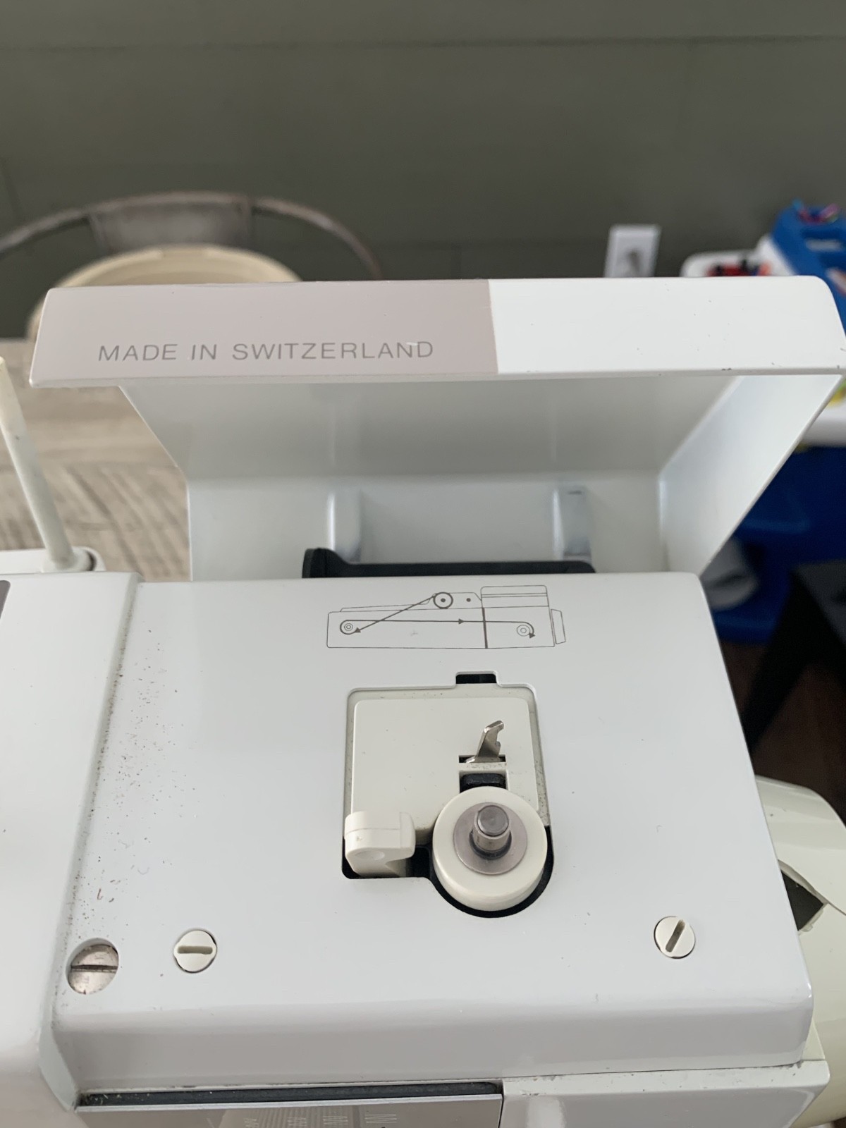 BERNINA 930 Record Electronic Sewing Machine w/ Case & Pedal WORKS, TESTED