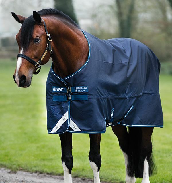 Amigo Bravo 12 Lite Turnout Sheet - Navy/Navy