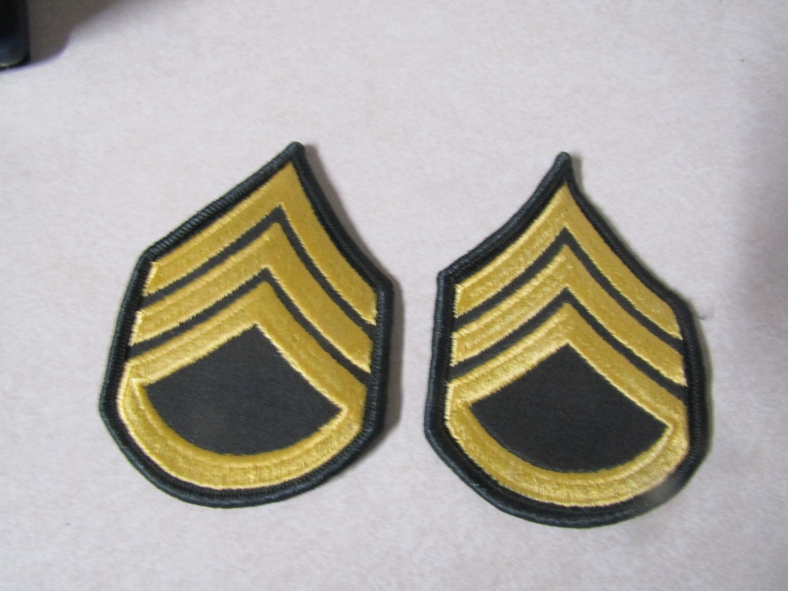 MILITARY PATCH US ARMY CLOTH RANK SET OF 2 STAFF SERGEANT E-6 CLASS A FEMALE GRE