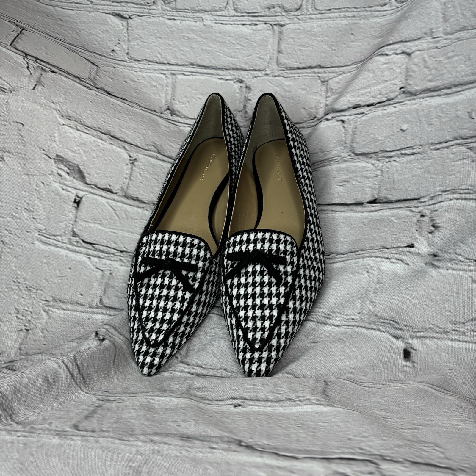 Ann Taylor Houndstooth Bow Pointy Loafer Ballet Flats Black White 6 Academia GUC