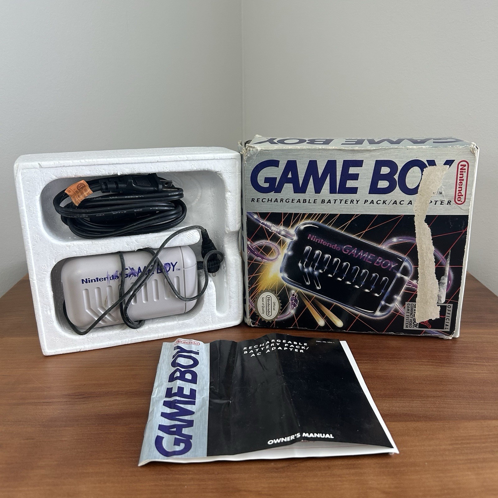 Nintendo Game Boy CIB 1989 Rechargeable Battery Pack AC Adapter Untested