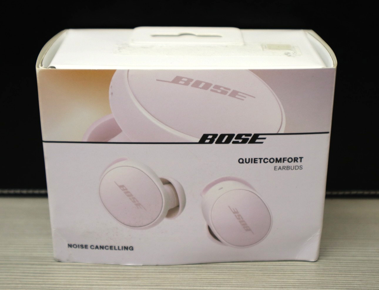 BOSE QUIETCOMFORT NOISE CANCELLING EARBUDS # 888507-0600 / NEW, FREE SHIPP.