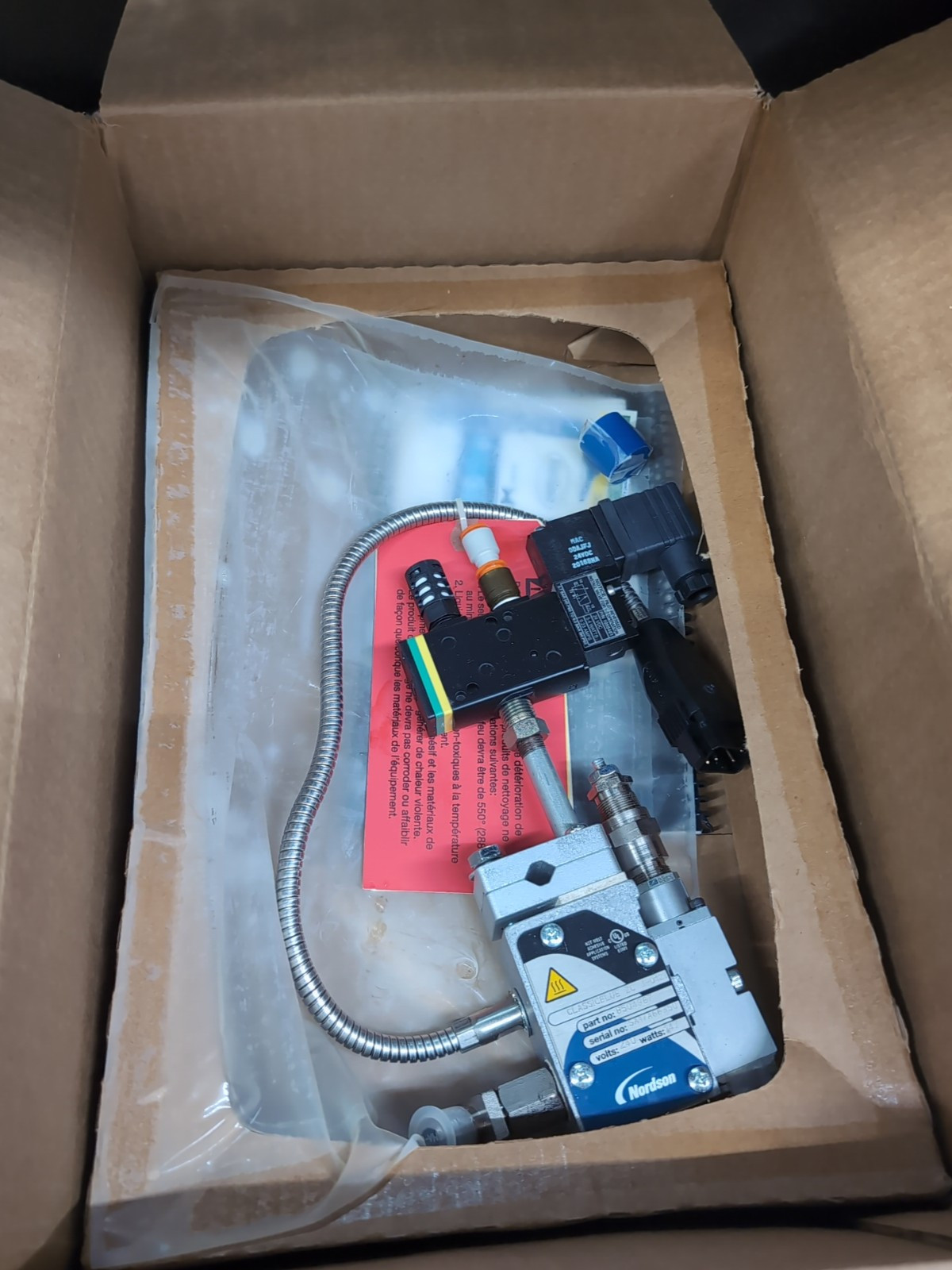 Nordson Hot Melt Adhesive Gun Model KBCGS P/N 8504967 240 Volts 147 Watts