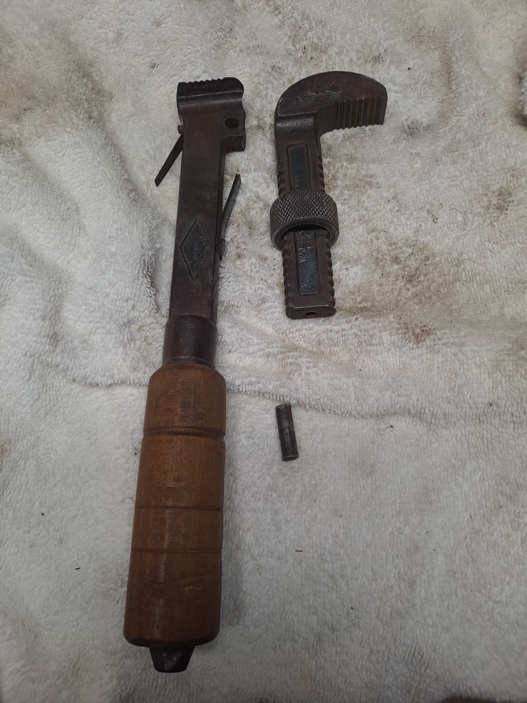 Vintage STILLSON WRENCH Oswego NY USA #14 Pipe Wrench Wood Handle, PARTS