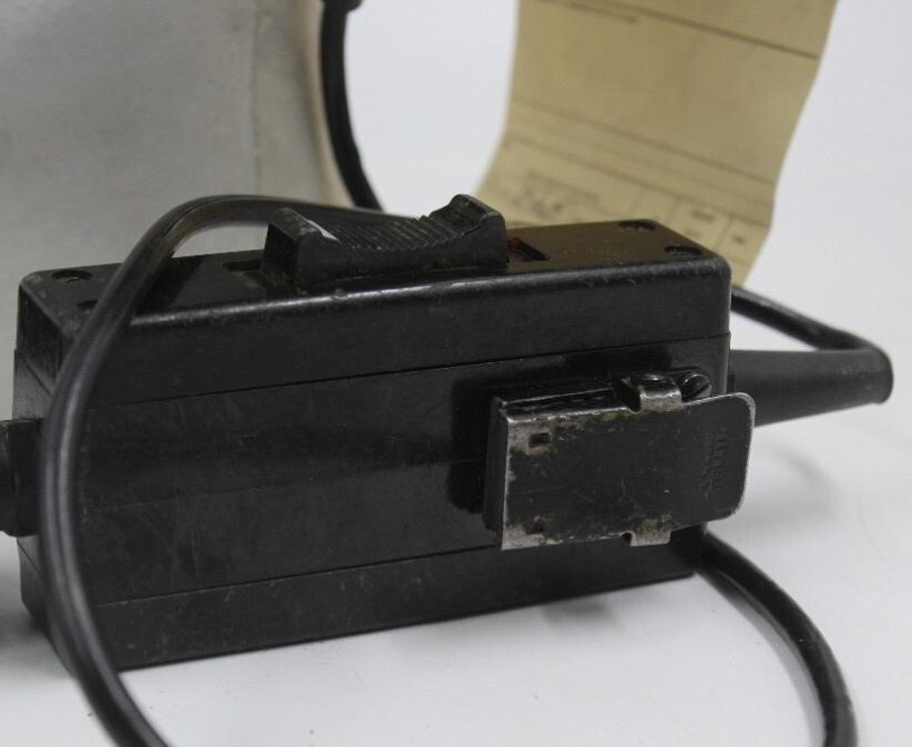 VINTAGE ROANWELL US MILITARY HEADSET MICROPHONE PARTS ONLY untested