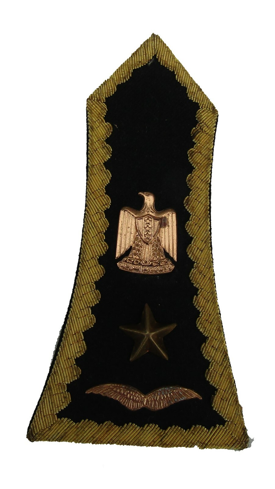Iraqi Air Force Lt Colonel Embroidered shoulder board on Black. Single.