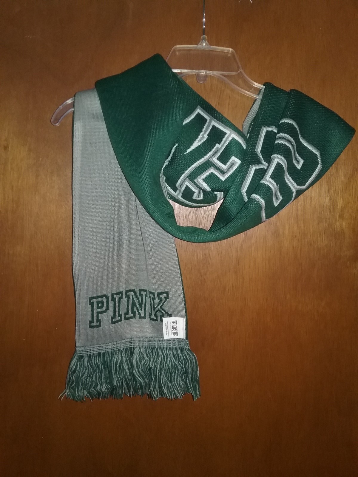 VICTORIA'S SECRET PINK MSU -Michigan State - Winter SCARF New with Tags College