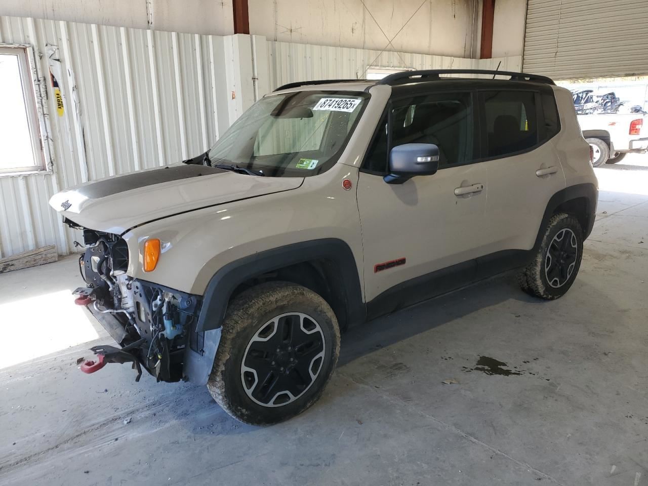 2016 Jeep Renegade Right Rear Steering Knuckle 4WD OEM 84000 Miles