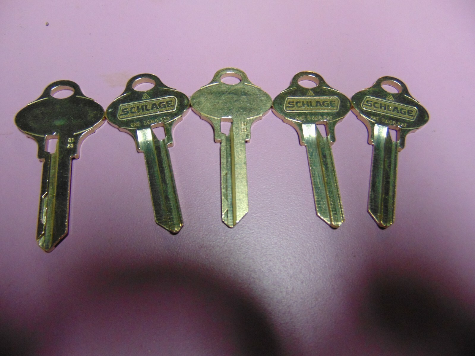 5  KEYS   EVEREST SCHLAGE S123  KEYS UNCUT    LOCKSMITH