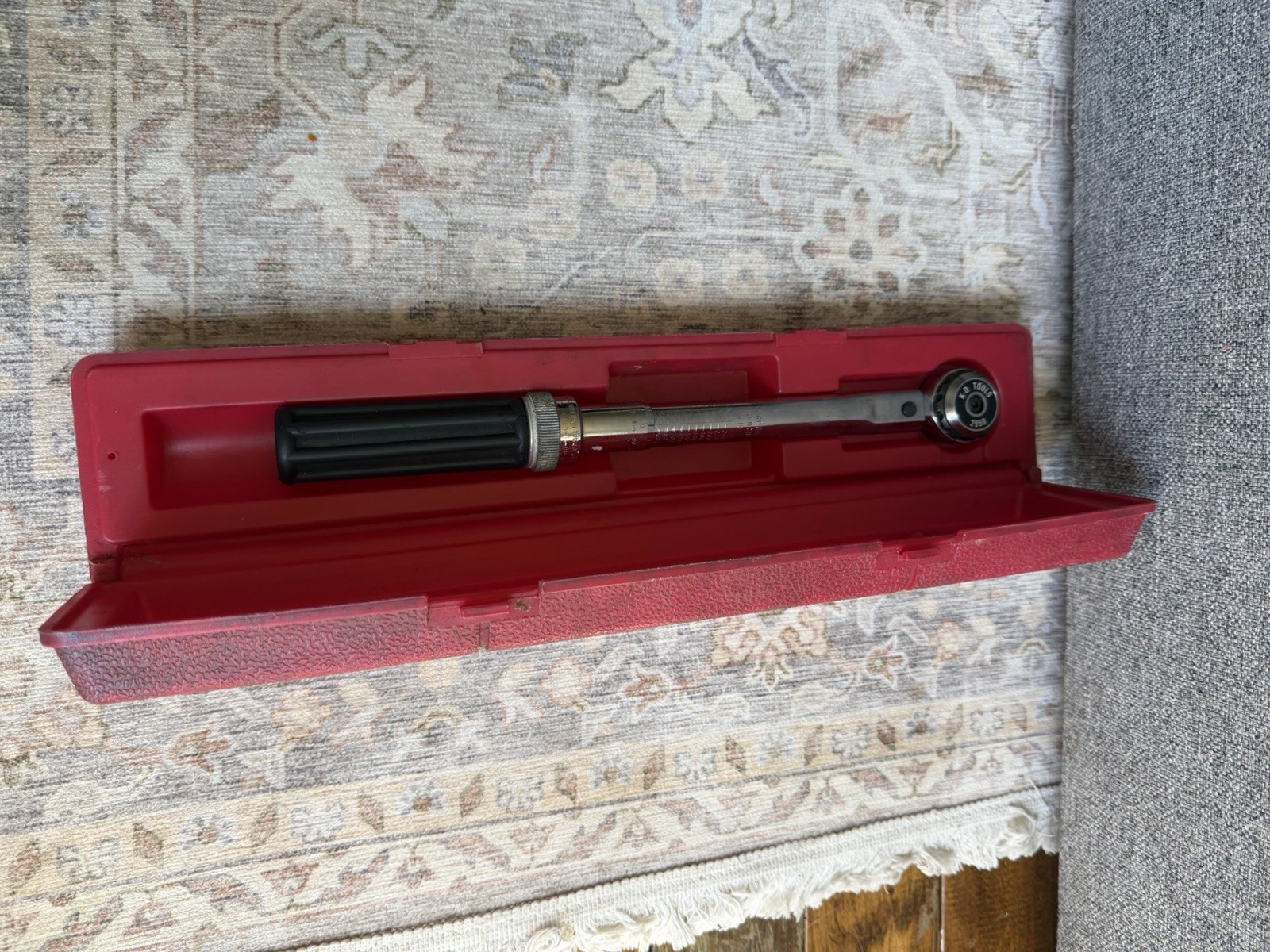 3/8" Dr. Micrometer Type Torque Wrench 2950 (30-250)