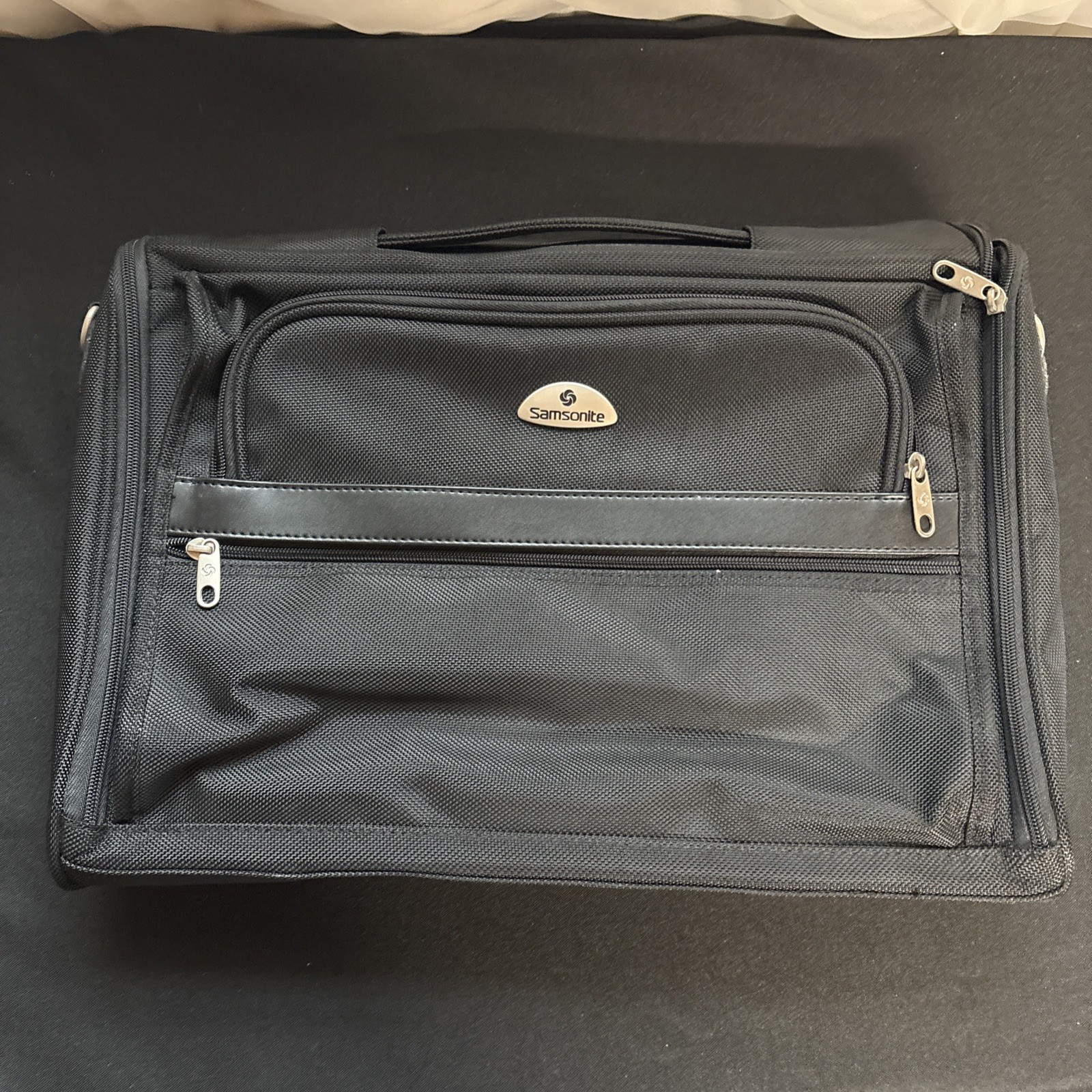 Samsonite Black Nylon Laptop Bag W Shoulder Strap 17"