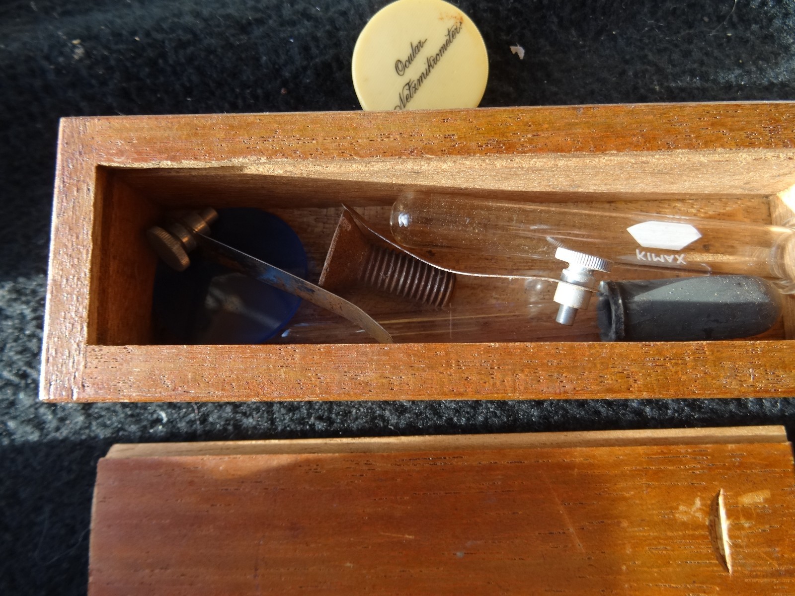 Olympus Microscope tokyo with case and extras