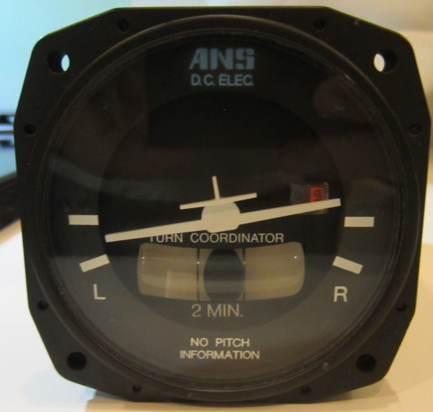 TURN COORDINATOR ANS-50 AEROSONIC NAVIGATION SYSTEMS DENTED AS PICTURED