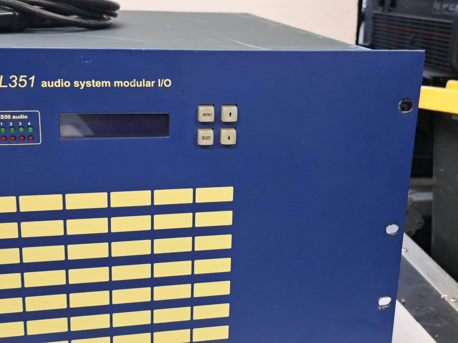 Midas DL351 Modular Stage Box with 8 DL441 Mic Line Input Card 64 Inputs