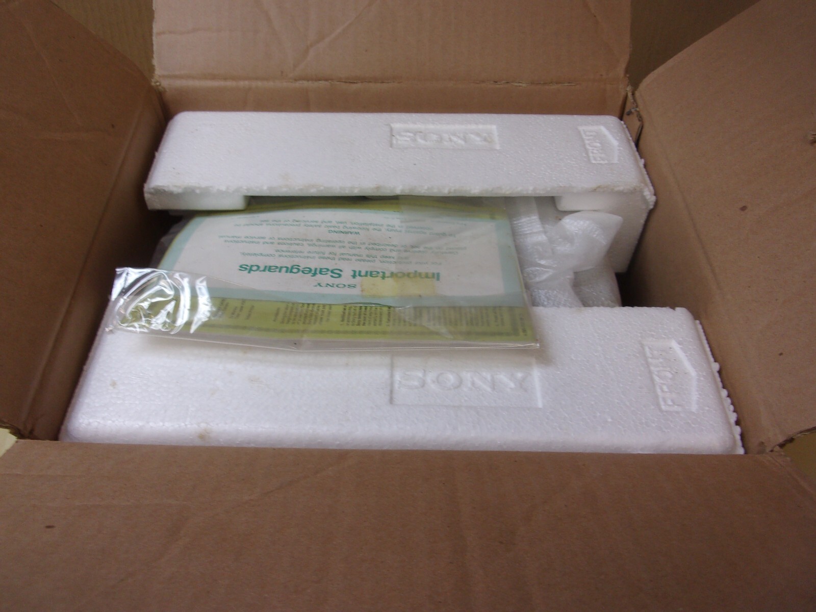 NIB Sony SSM-930 Black And White Monitor