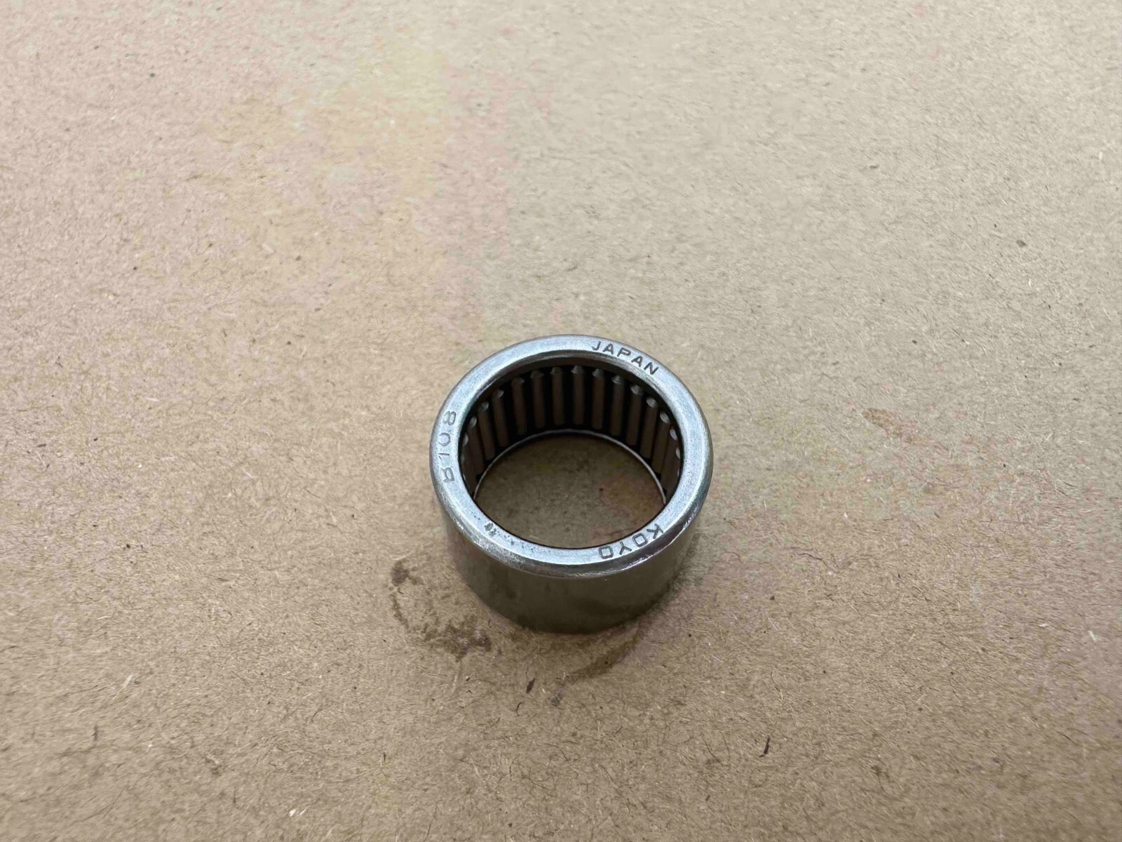 NEW B-108 KOYO Drawn Cup Needle Roller Bearing Ends Full Complement 5/8"Bore