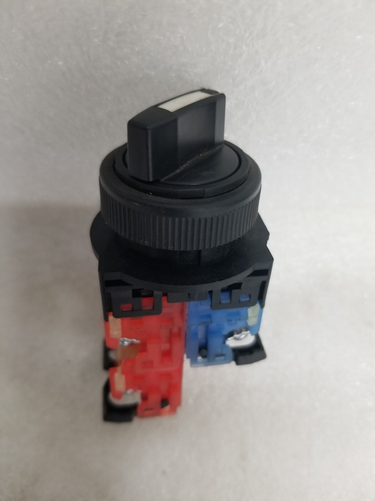 Fuji AR30PR-2 2 Position Selector Switch 250V 6A 30mm