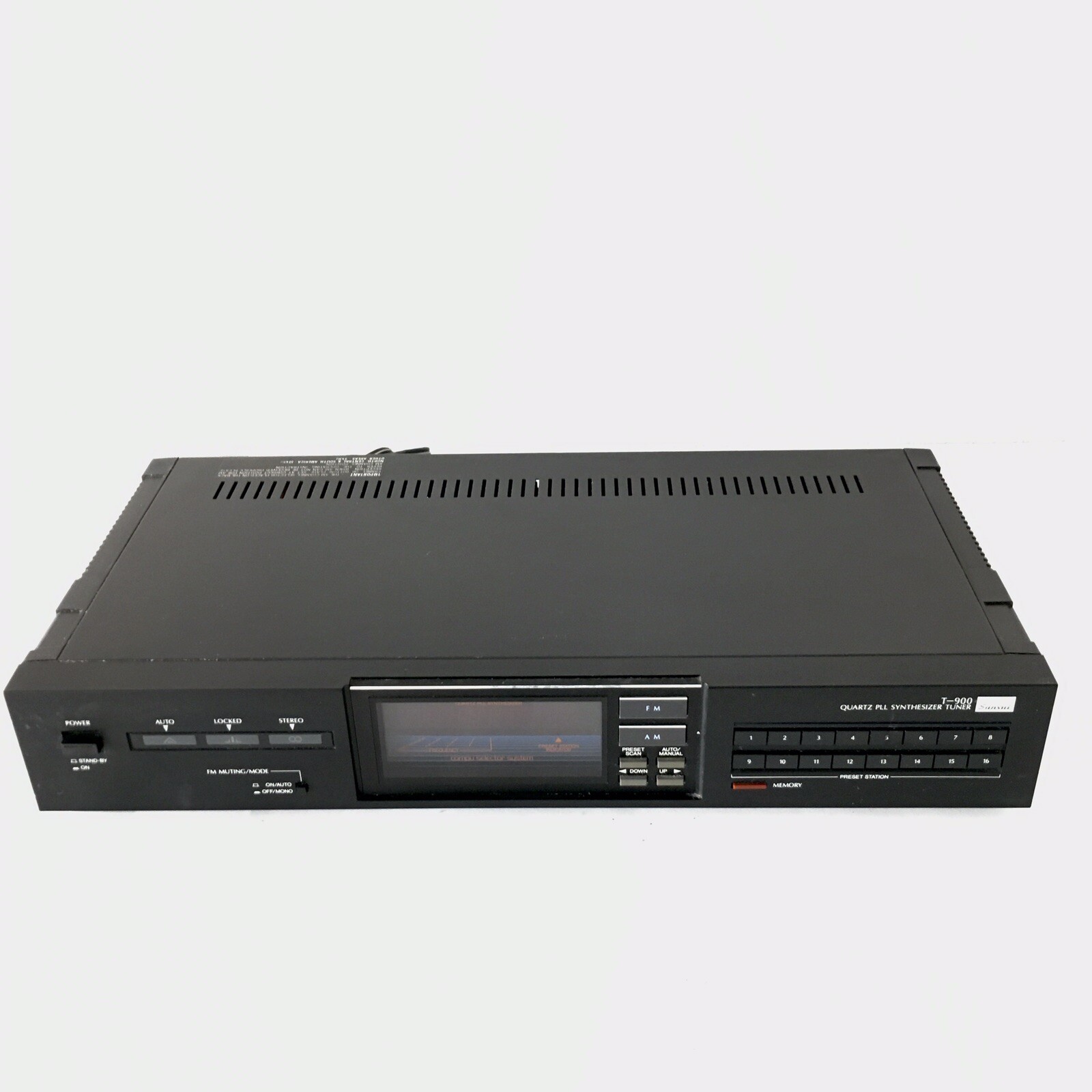 Sansui T-900 Quartz PLL Synthesizer Tuner