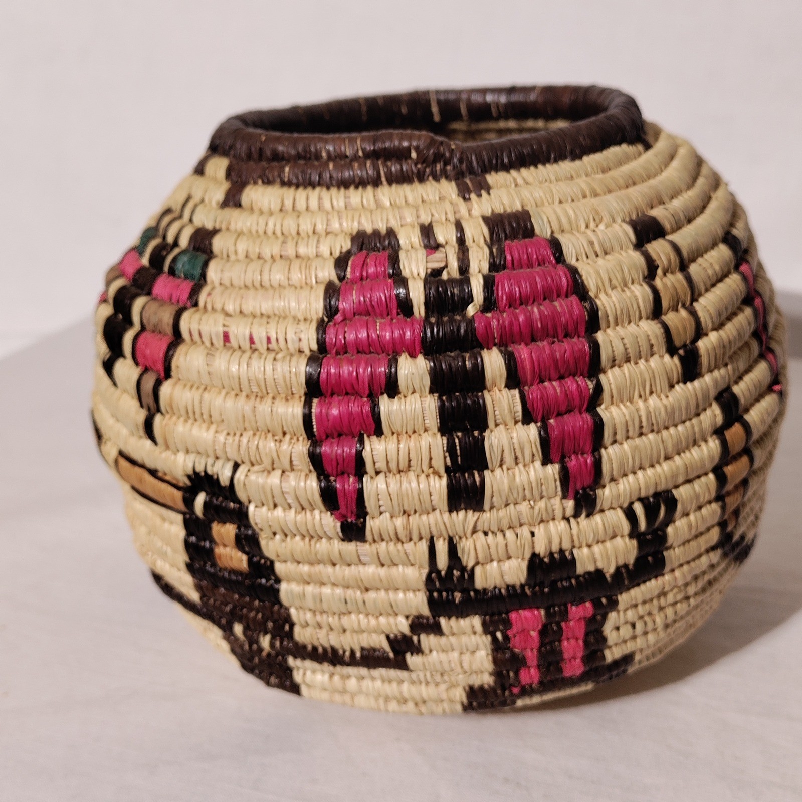 Hopi Style Coiled Woven Basket Globular Olla Pink Brown Geometric 5.5"