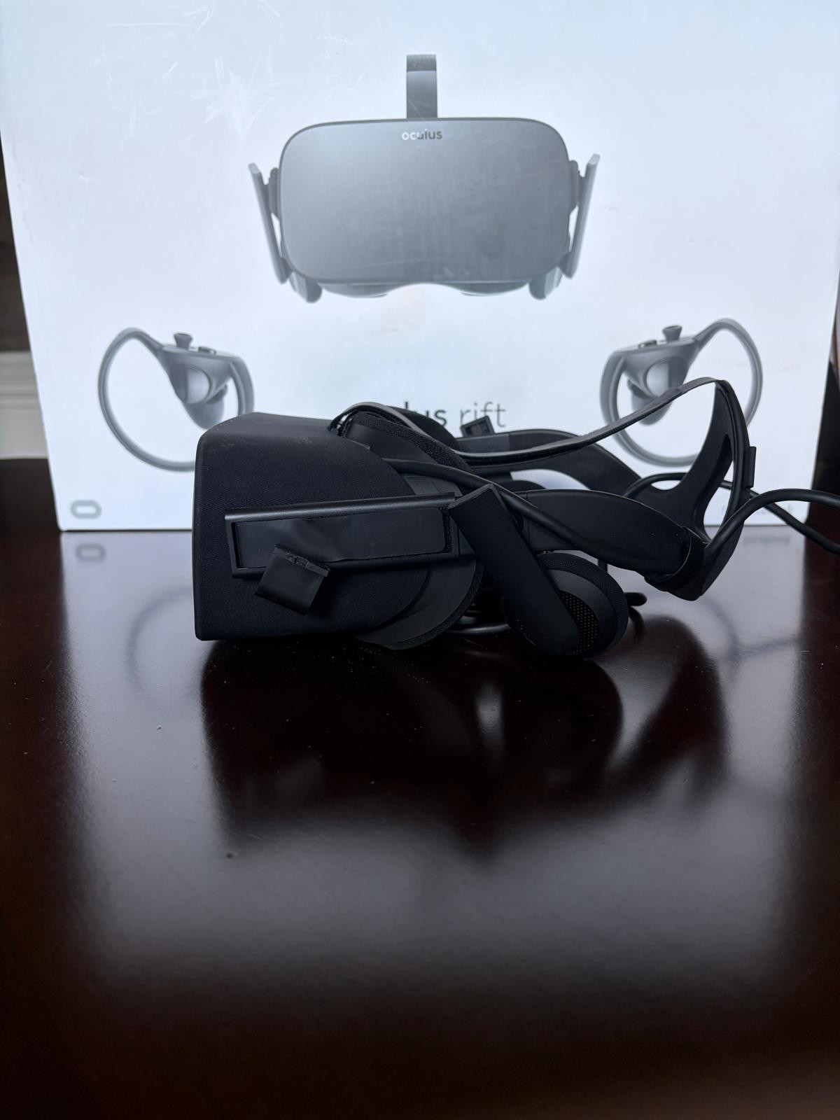 Meta Oculus Rift VR Headset- Black (Slightly Used)