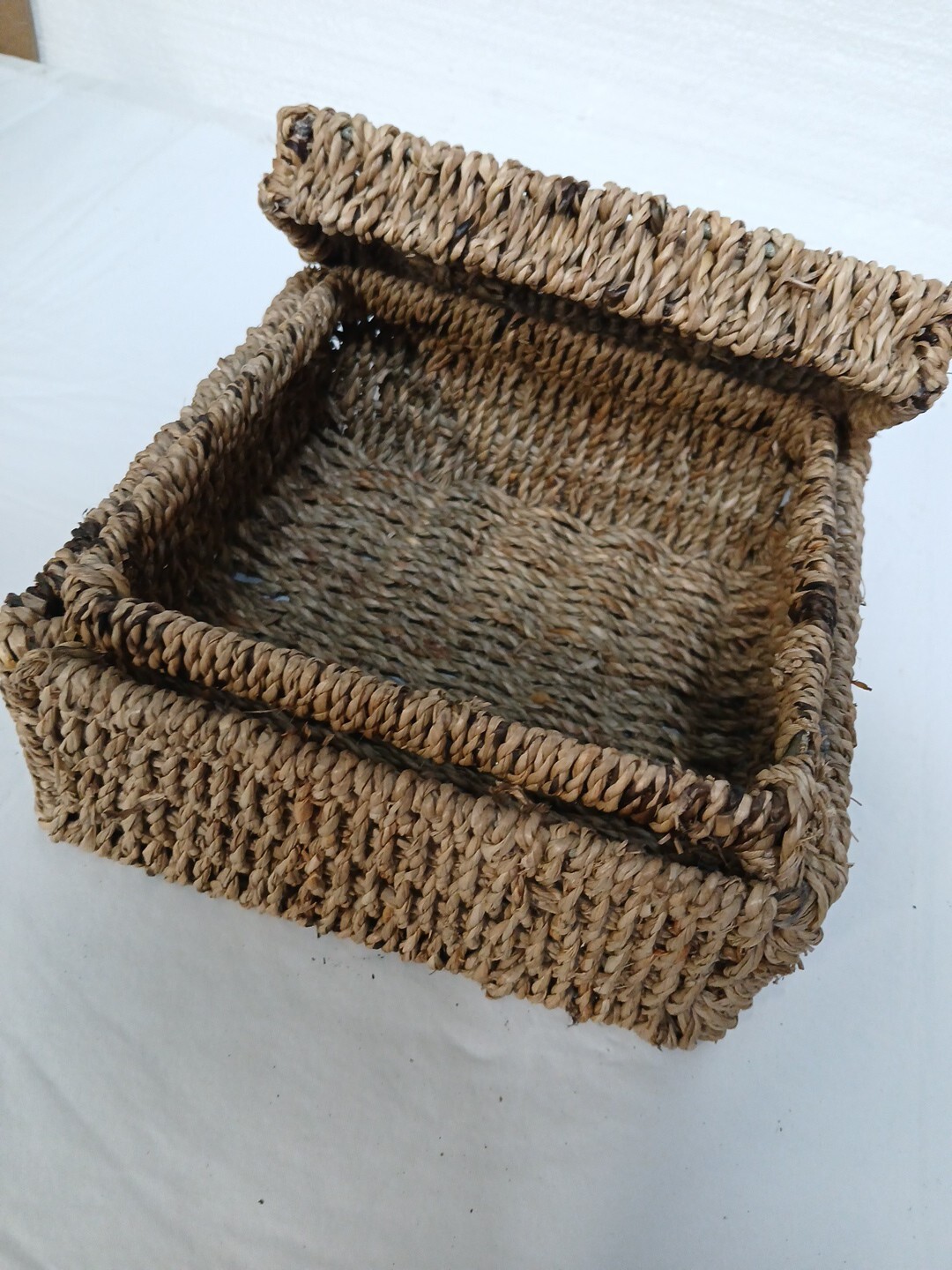 Wicker rattan Brown rustic boho basket Storage Box with lid 7"x7"x4"