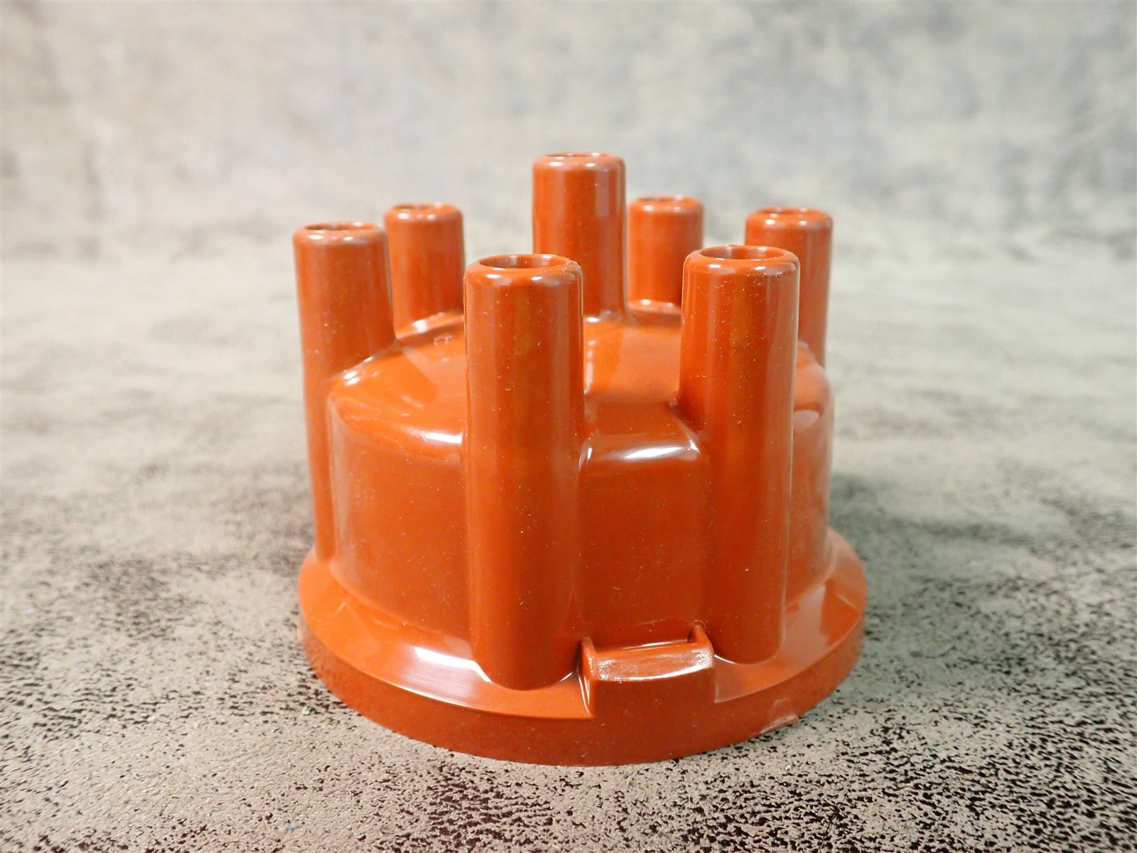 NEW Wells RB916 Distributor Cap (SS47)
