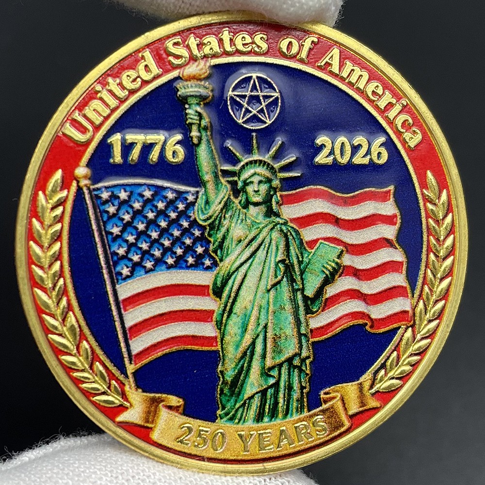 America 250th Anniversary Commemorative Coin Statue of Liberty & White House